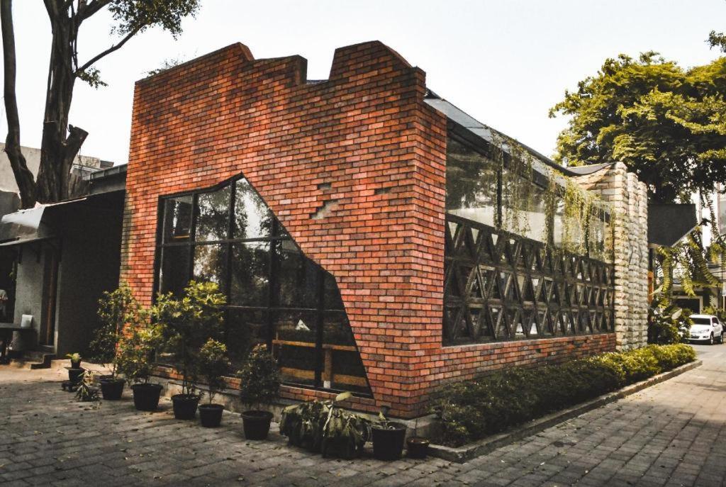 Oyo 1990 Kost Kuningan Executive Boading House Setiabudi Jakarta Ngoại thất bức ảnh